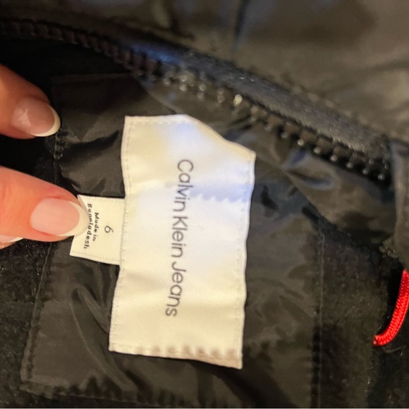 Calvin Klein puffer jacket sizes 5 6 years winter coat kids - Picture 8 of 8